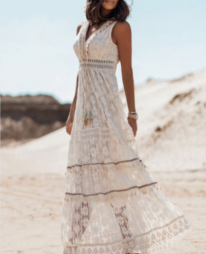 Colleen - Flattering Dress