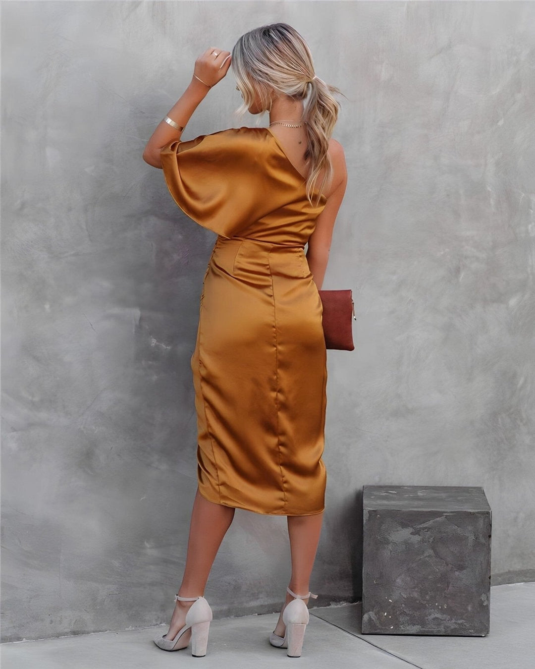 Sadie - Elegant Asymmetrical Dress